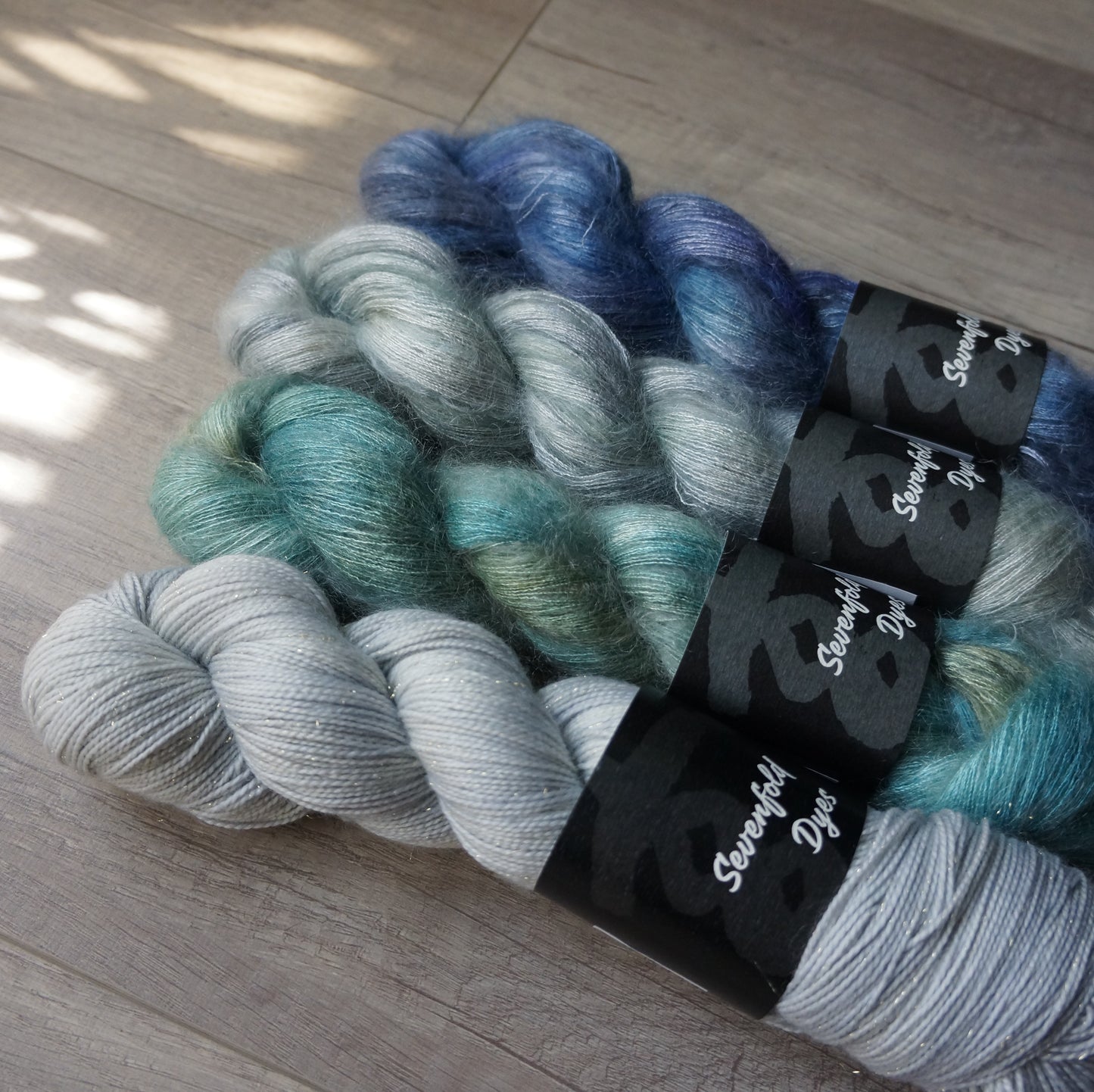 Hedgerow Shawl Kit - Winter